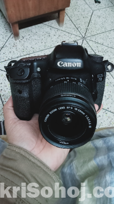 Canon 7D Semi professional DSLR Camera with 18-55 kit lens